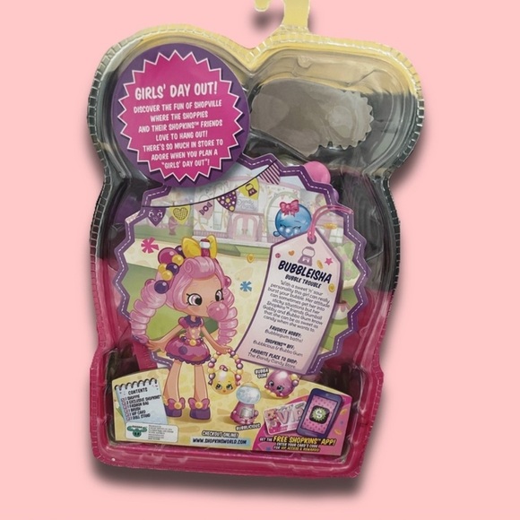 ✨NIB✨ Shopkins Shoppies - Bubbleisha Pink Kids Doll/Toy *COME WITH ACCESSORIES* - Picture 2 of 2